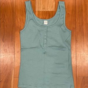 Green GAP Tank w/ Buttons